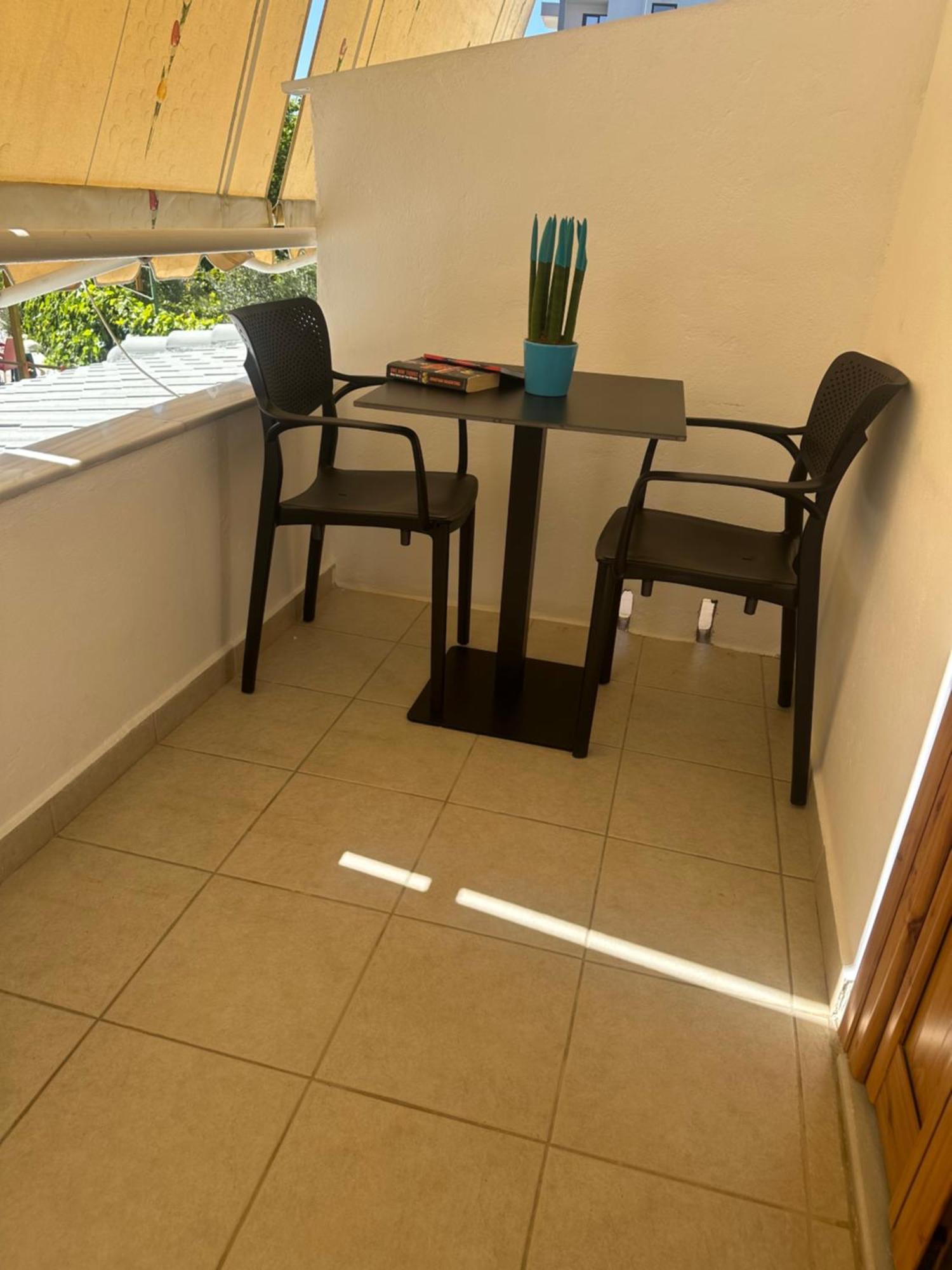 Reni Risi Guest house